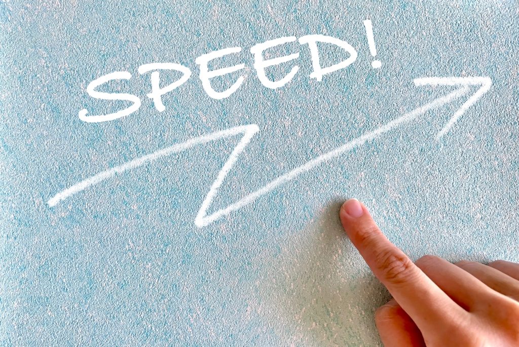 スピード
